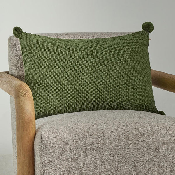 Pompom Cushion