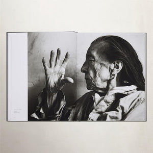 Annie Leibovitz Women Book - 2025 Edition - Phaidon Slipcased Set