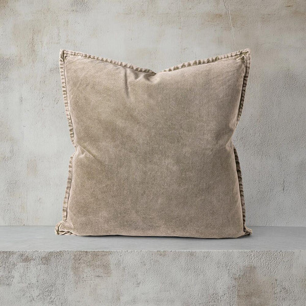 Vester Cushion