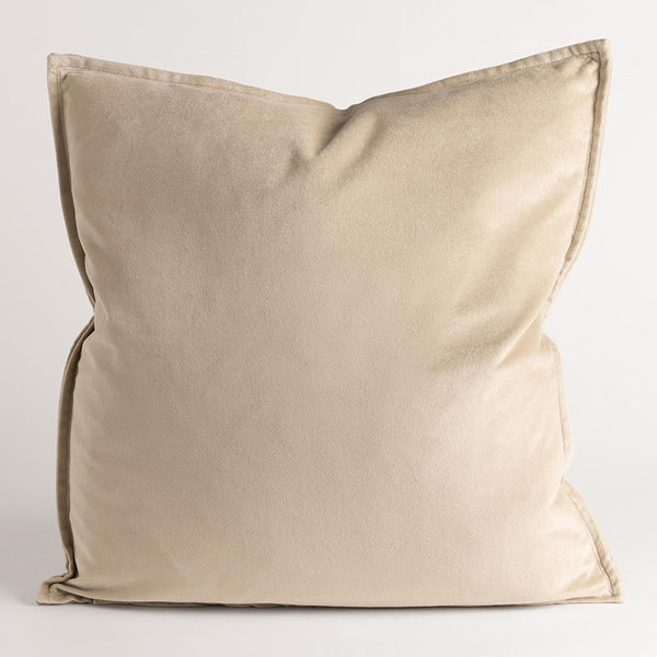 Vester Cushion